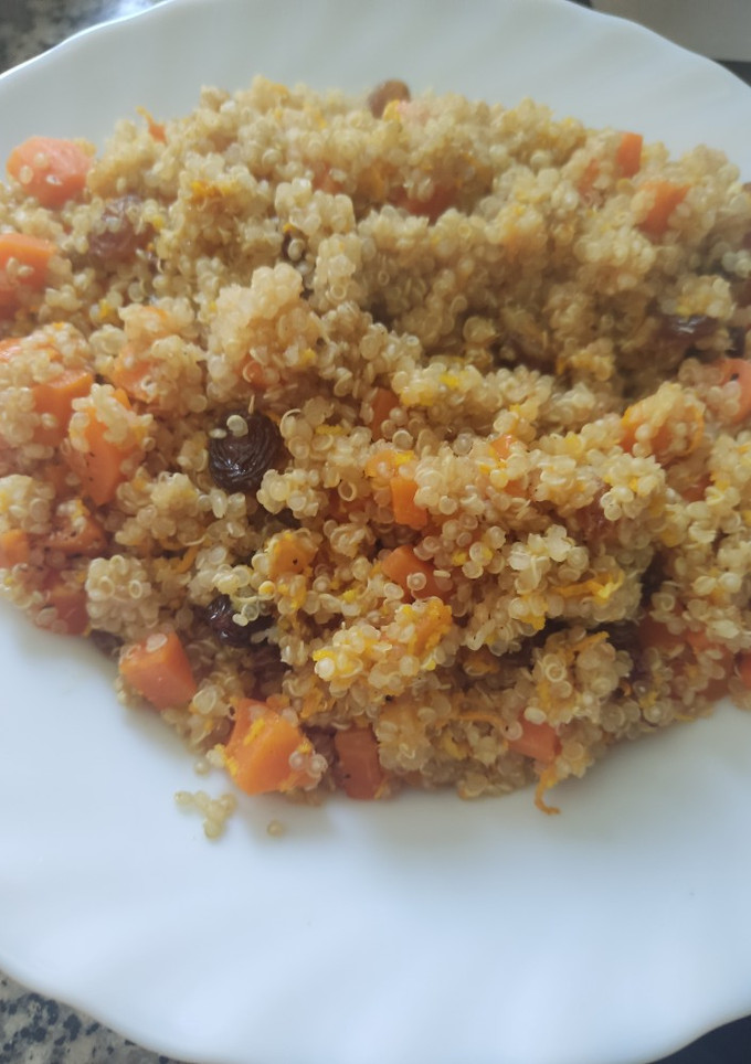 Una foto de Quinoa a la naranja