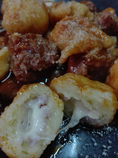 Una foto de Ñoquis rellenos de jamón y queso