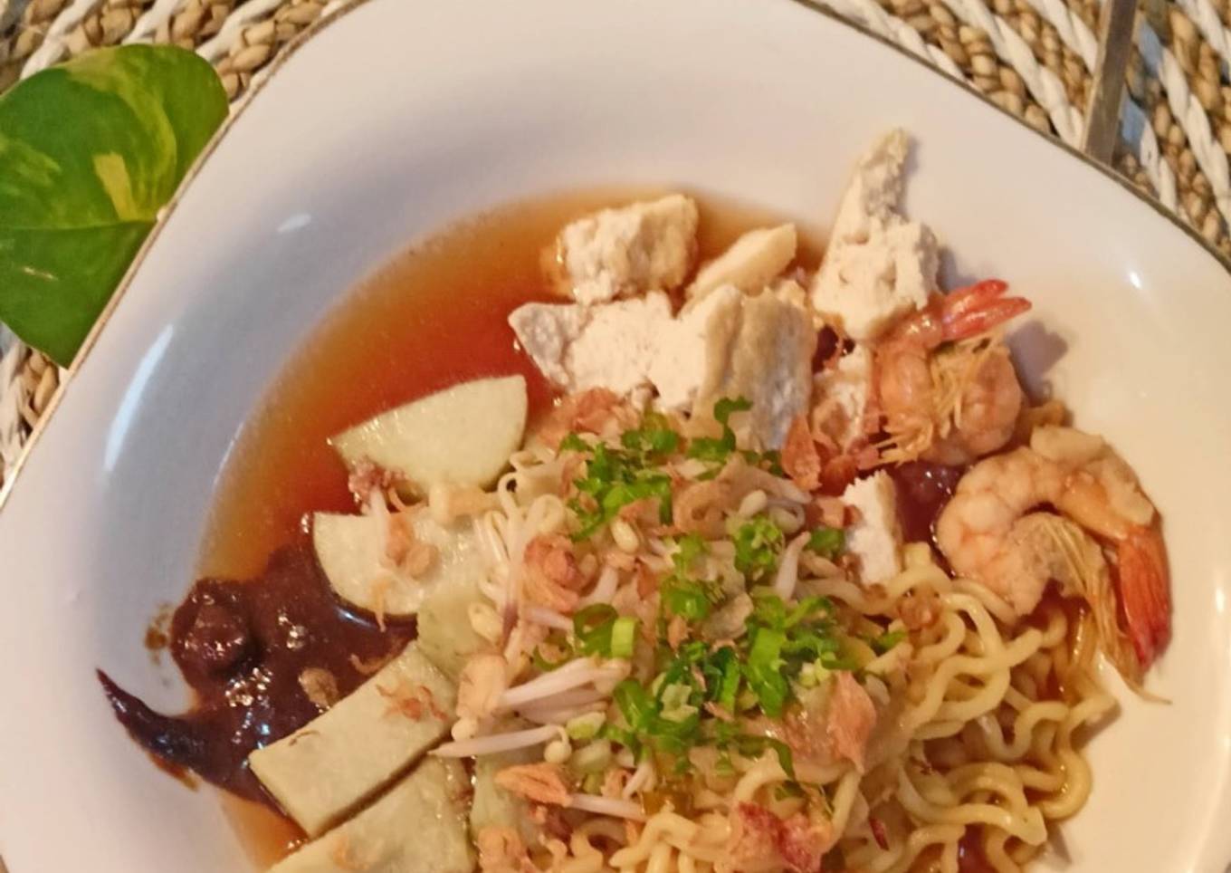 Lontong Mie Surabaya