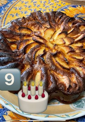 Une photo de Gâteau aux pommes, cannelle, vanille et mascarpone