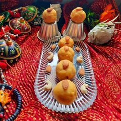 Besan Ladoo A picture of Besan Ladoo.
