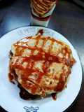 Pancakes banane au caramel au beurre salé