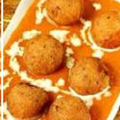 A picture of Muglai aloo kofta curry.