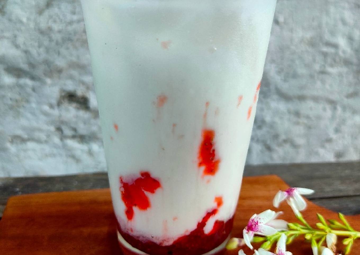 Korean Strawberry Milk