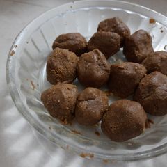 A picture of Immunity booster sonth ganthoda goli.