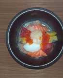 鮭魚卵生魚片蓋飯