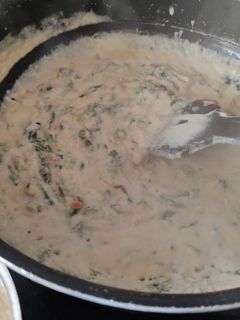 મેથી મટર મલાઈ (Methi Matar Malai Recipe In Gujarati) રેસીપી મુખ્ય ફોટો