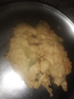मिर्च के पकौड़े (mirch ke pakode recipe in Hindi) रेसिपी मुख्य फोटो