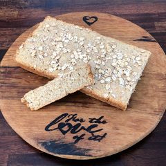 A picture of Oat Bread.