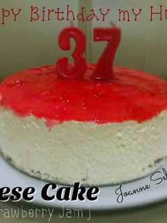 Foto resep Unbaked Cheese Cake (w/ Strawberry Jam)