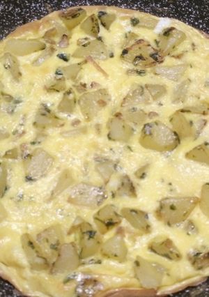 A picture of Tortilla de patatas tapas (Spanish omelette).