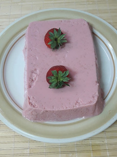 Una foto de Pastel light de queso y fresas
