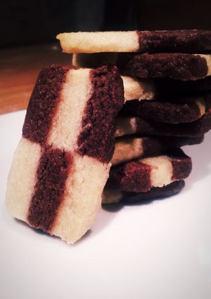 A picture of Checkered Biscuits!.