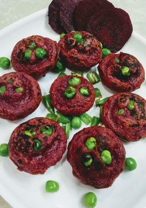 A picture of Oats beetroot appey.