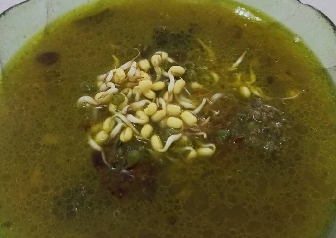 Anti Ribet, Memasak Soto babat Irit Untuk Jualan