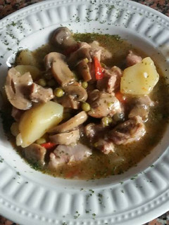 Una foto de Carne guisada de pollo
