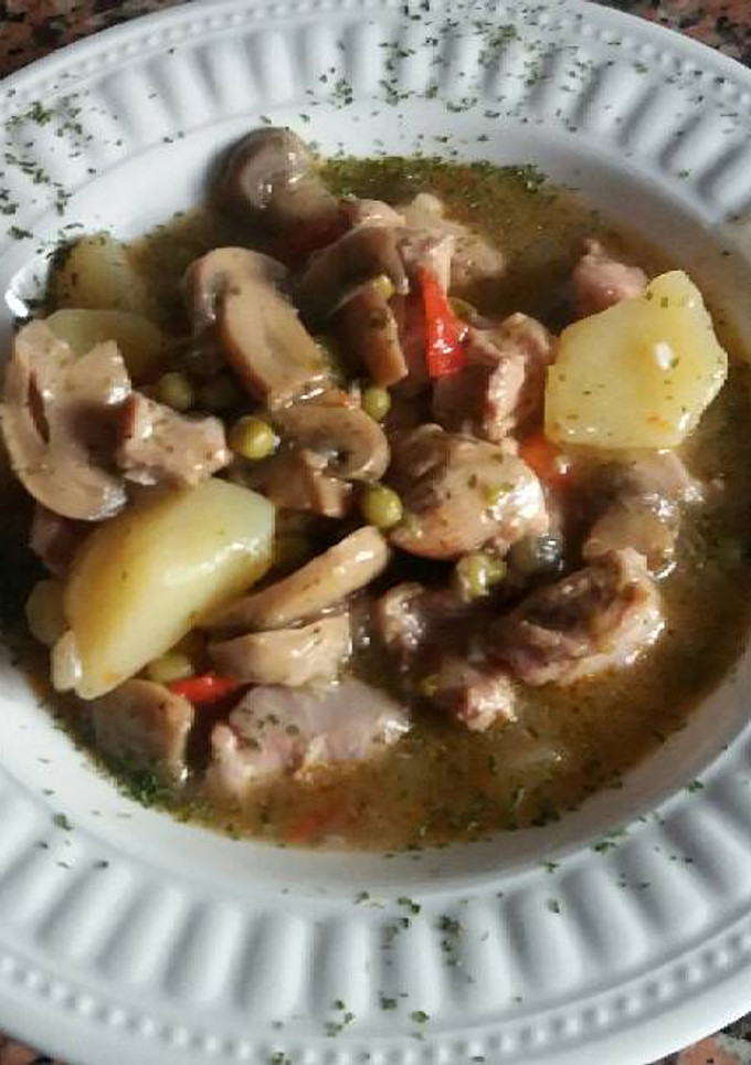 Una foto de Carne guisada de pollo