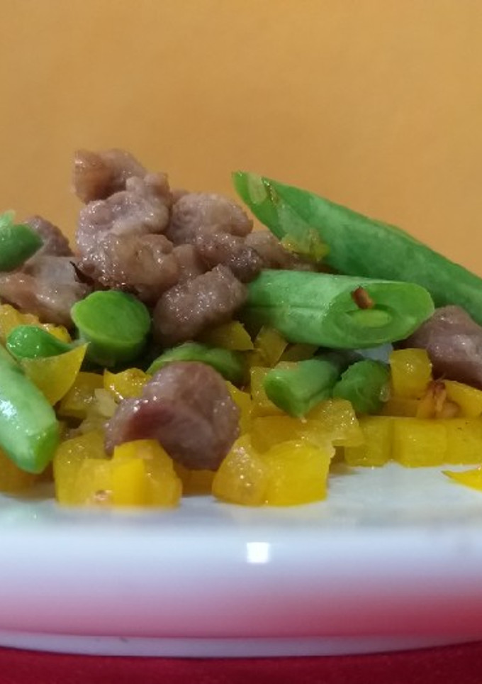 Una foto de Lomo de cerdo en salsa satay