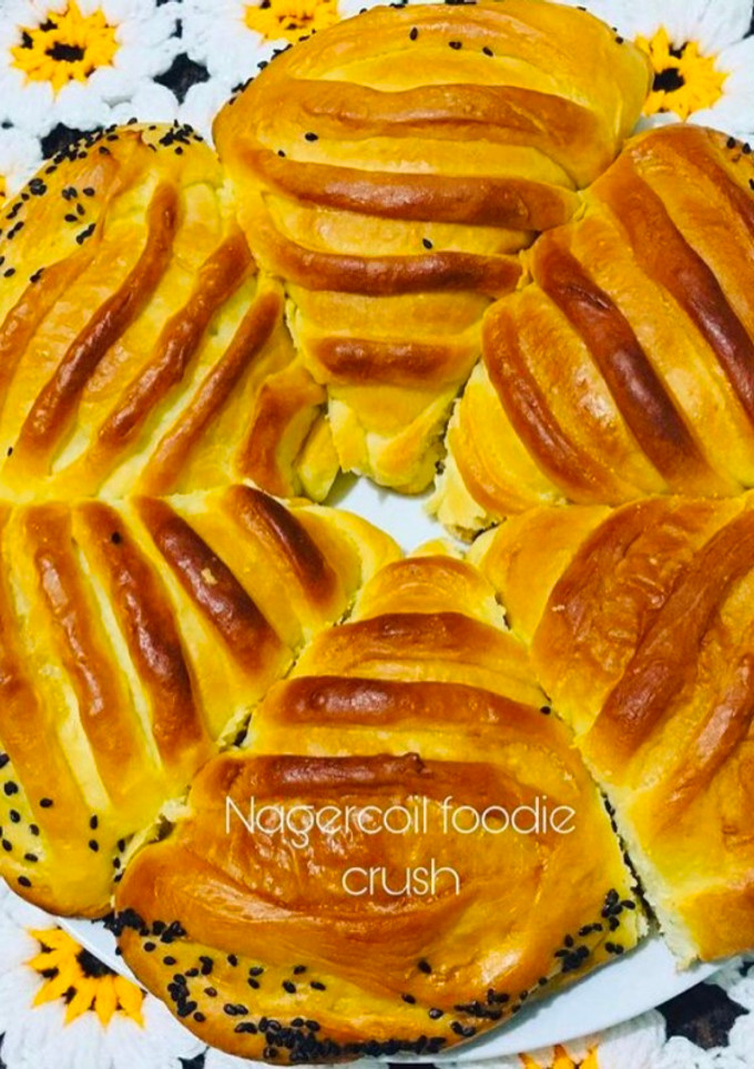 கோகோநட் பன்(coconut bun) செய்முறை முக்கிய புகைப்படம்