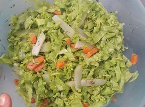 Foto de Salada de Abóbora, Chuchu e Alface