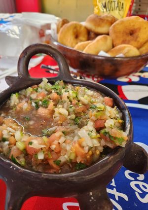 Una foto de Pebre Chileno
