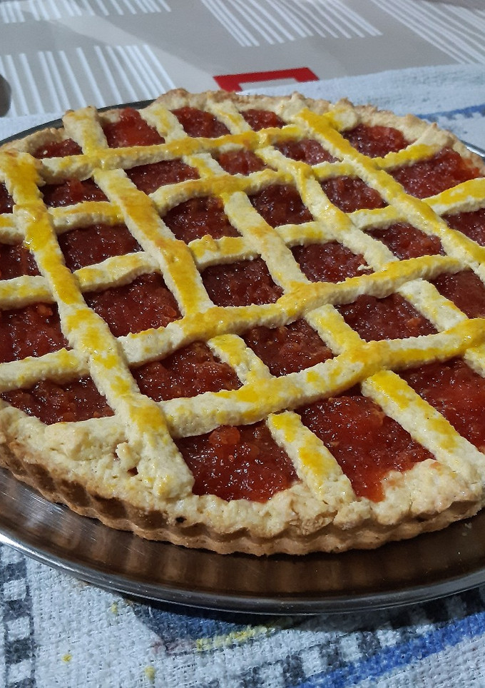 Una foto de Pasta frola clásica de membrillo