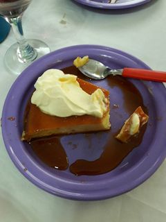 Una foto de Budín de pan casi flan😜