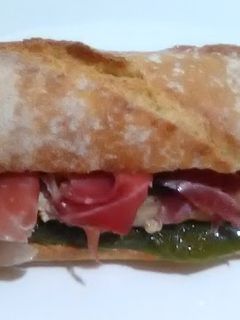 Una foto de Bocadillo Serranito