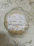 Custard with biscuits