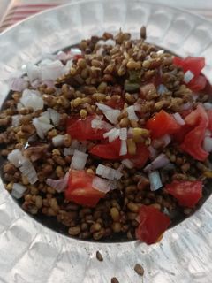 मोठ की चाट(moth ki chaat recipe in hindi) रेसिपी मुख्य फोटो