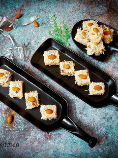 A picture of Coconut Burfi.