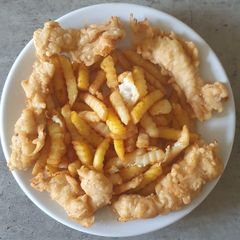 A picture of Tempura Chicken and Chips.