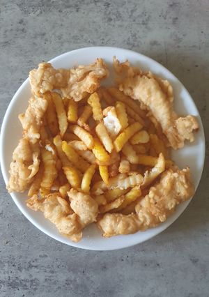 A picture of Tempura Chicken and Chips.