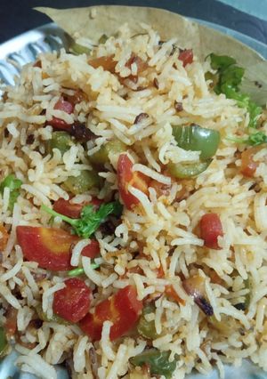 फ्राईड राइस (fried rice recipe in Hindi) रेसिपी मुख्य फोटो