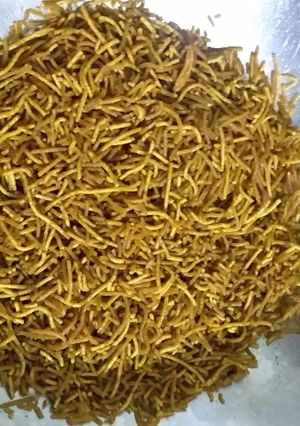 A picture of Aloo Bhujia.