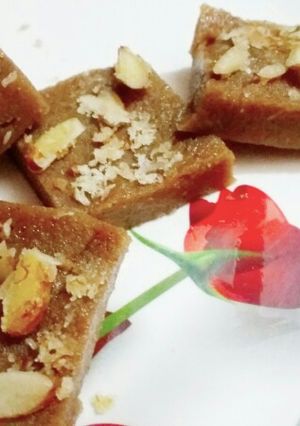 A picture of Singhare Ke aate Ki Barfi.