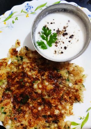 A picture of Upvasyachi Thalipeeth (Sabudana paratha).