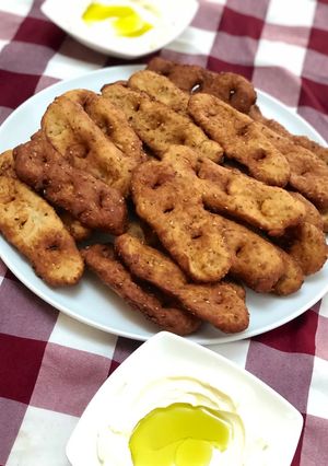 صورة لوصفة زلابيا بالسّمسُم رائعة 😋