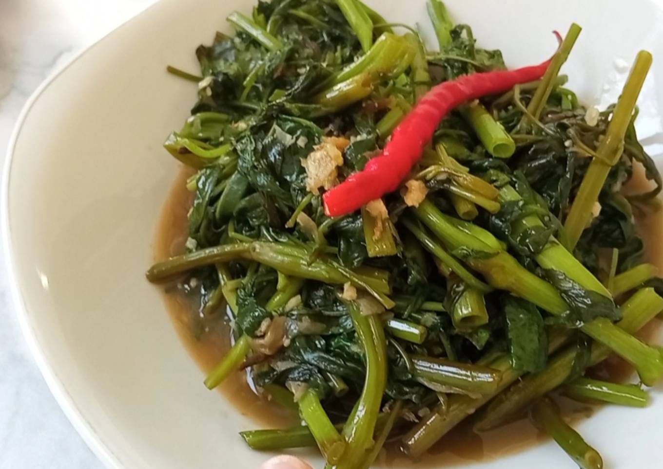 Tumis kangkung roa