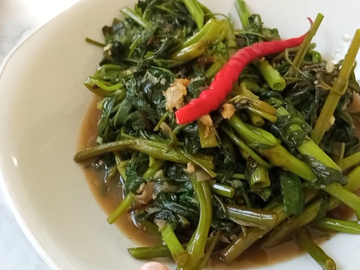 Cara Gampang Menyiapkan Tumis kangkung roa Anti Gagal