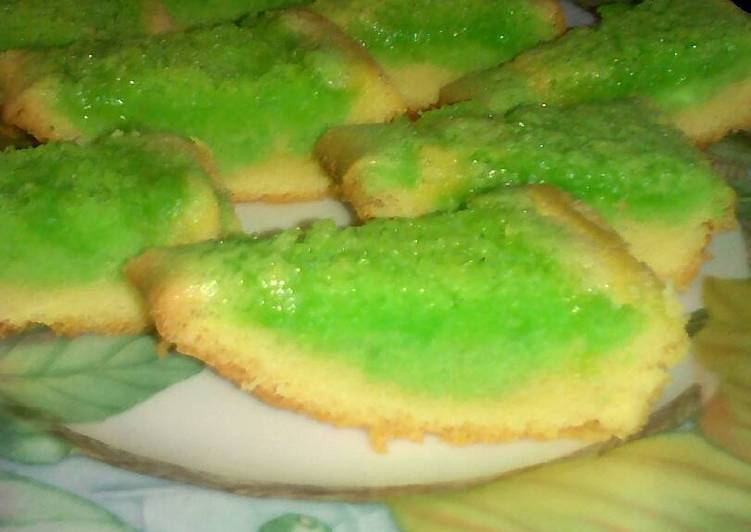 Resep Bolu Pandan Lapis Anti Gagal