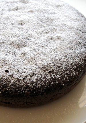 A picture of Rice Cooker Chocolate Cake.