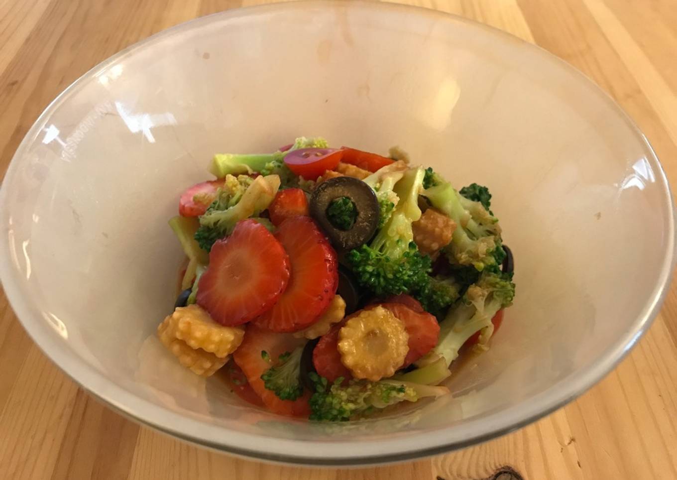 Strawberry salad