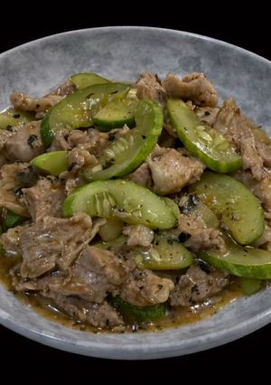 Hình của món SP.0938 - Thịt Heo Xào Dưa Leo Tàu Xì.