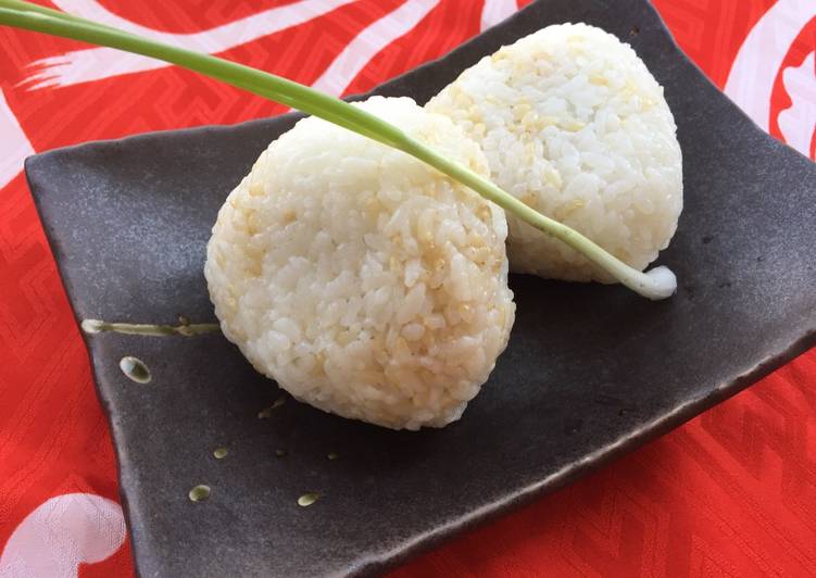 Japanese Rice Ball (Onigiri) New!