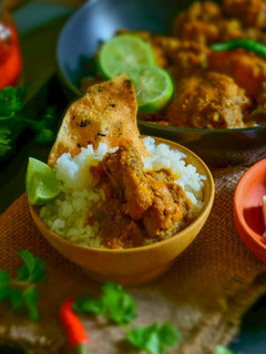 A picture of Masala Chicken-Rice Bowl.