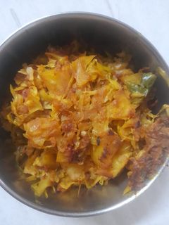 বাঁধাকপি ঘন্ট(bandhakopi ghonto recipe in Bengali) রেসিপির প্রধান ছবি