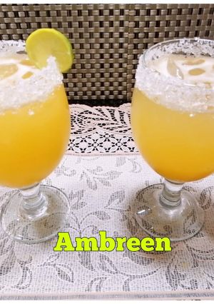 A picture of Refreshing homemade peach juice😋.