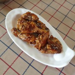 Lemon-honey chicken A picture of Lemon-honey chicken.
