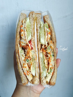 Foto resep Sandwich Roti Gandum Keju Omelette